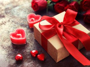 Primo San Valentino: 11 idee regalo per le nuove coppie
